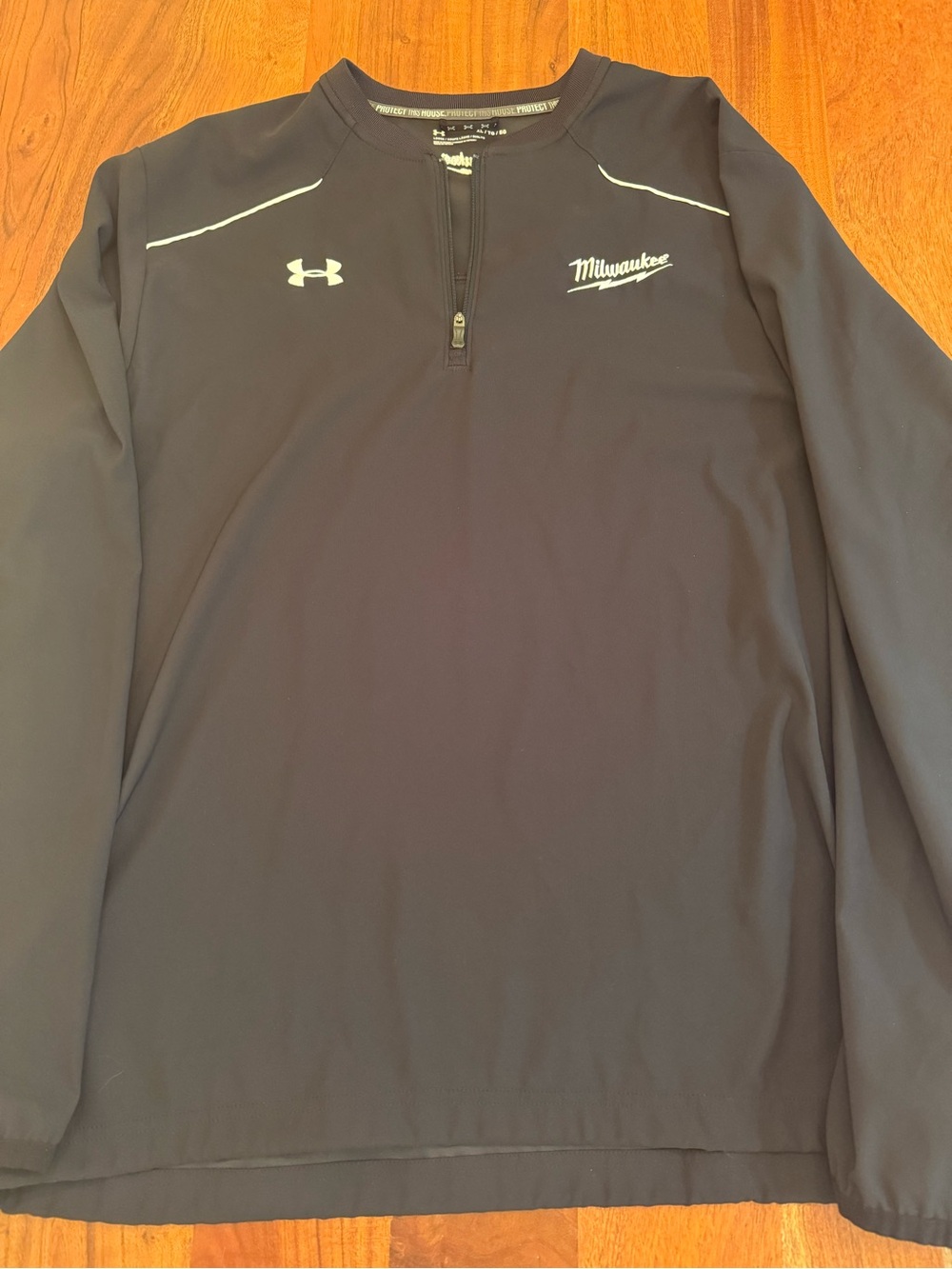 Men’s Black Milwaukee Under Armor Athletic Lightweight Quarter Zip - XL
